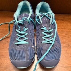 On Running Women's Navy and Teal Sneakers